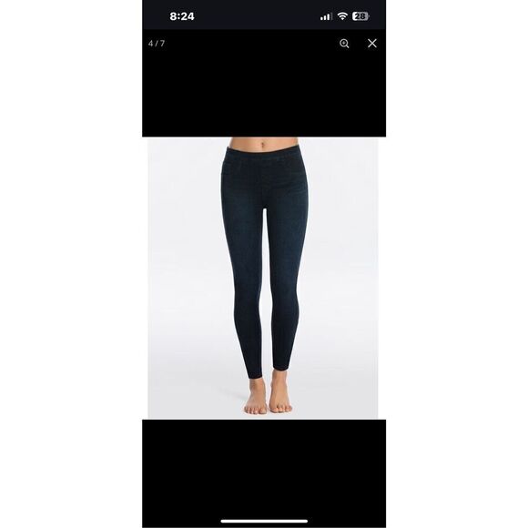 SPANX®️Women’s SPJean-ish®️ Ankle Length Mid-Rise Legging Black - Picture 2 of 12